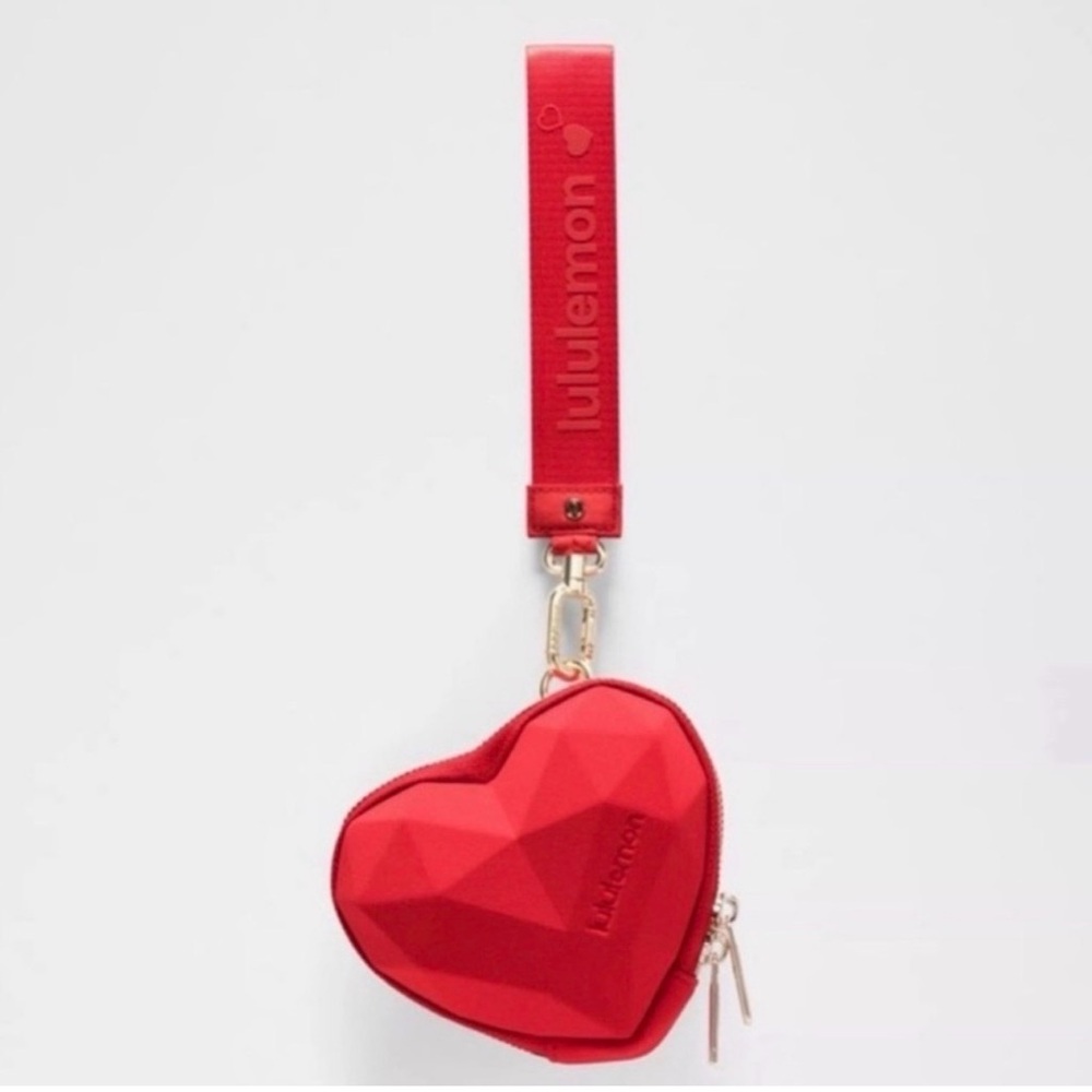 NWT! Lululemon Heart Wristlet Oxford Red - Picture 10 of 15
